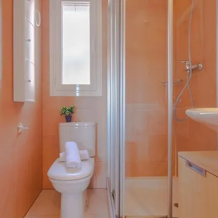 Empedrola 6 * Calp